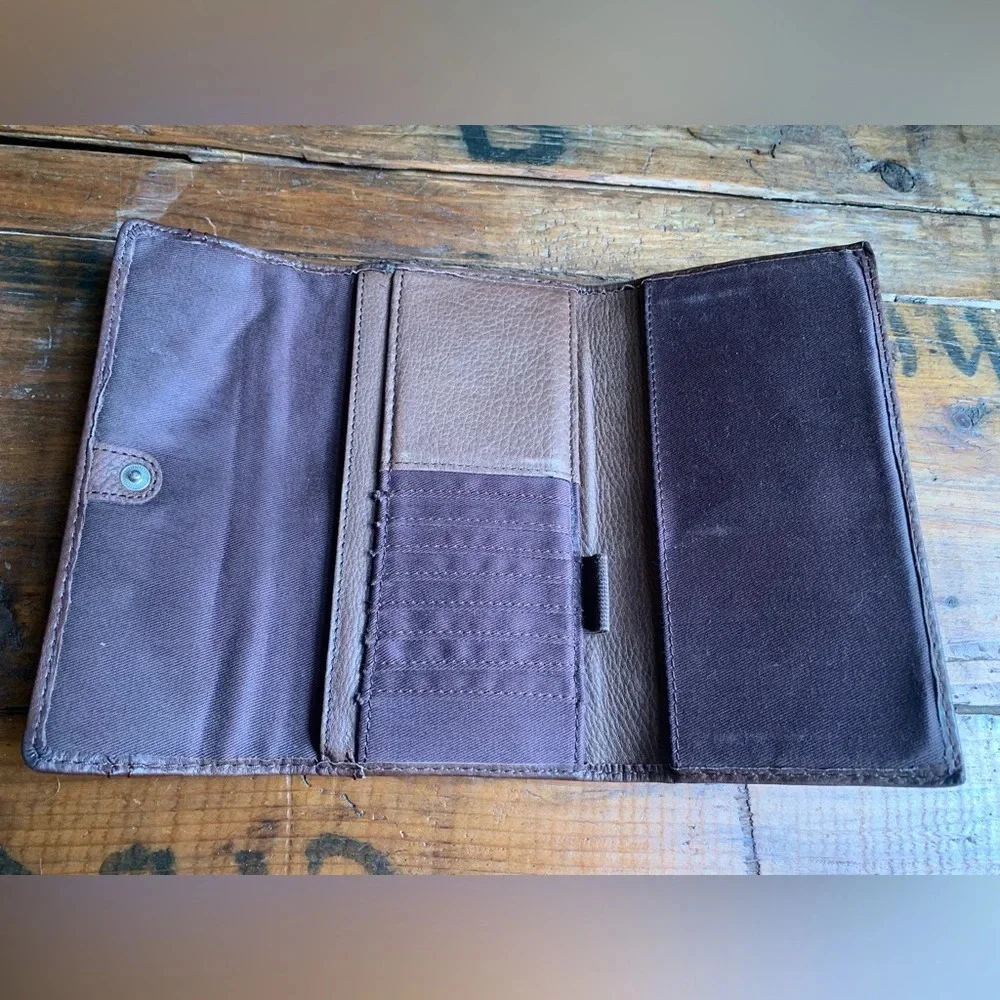 Fossil wallet, leather wallet vintage hippie boho
